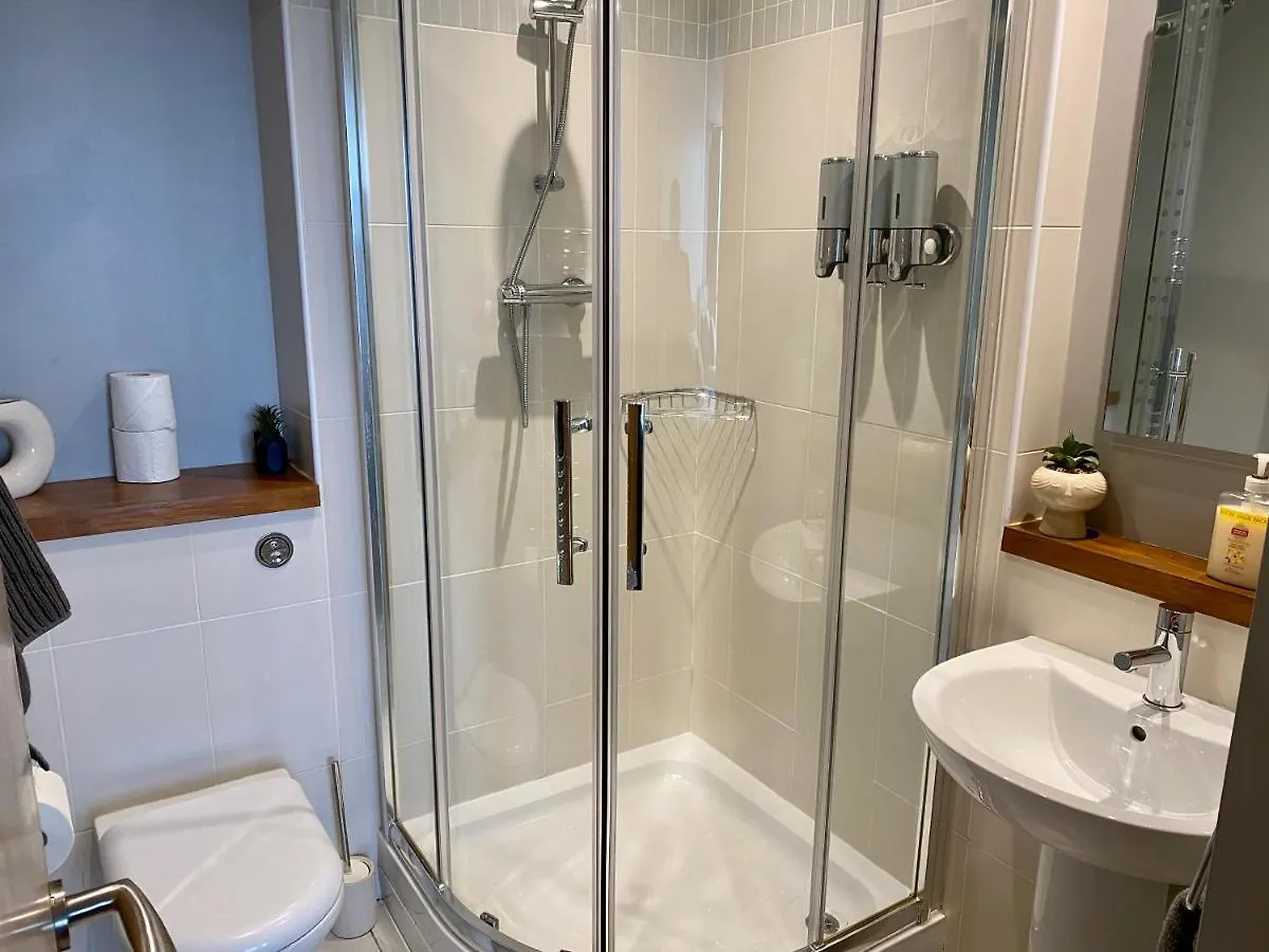 Titanic And Sea View Belfast 2 Bedroom Apartment City Centre 0*,  Velká Británie
